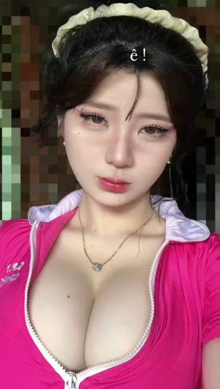 Em gái Trung Quốc du học và một anh chàng ngoại quốc quan hệ tình dục trong ký túc xá